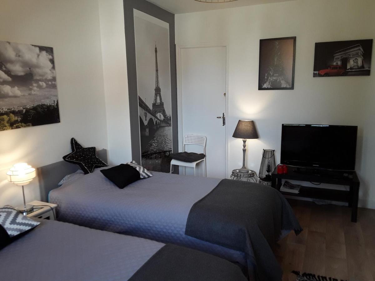 Clos Du Bourg Bed and Breakfast Saint-Cyr-en-Val Exterior foto